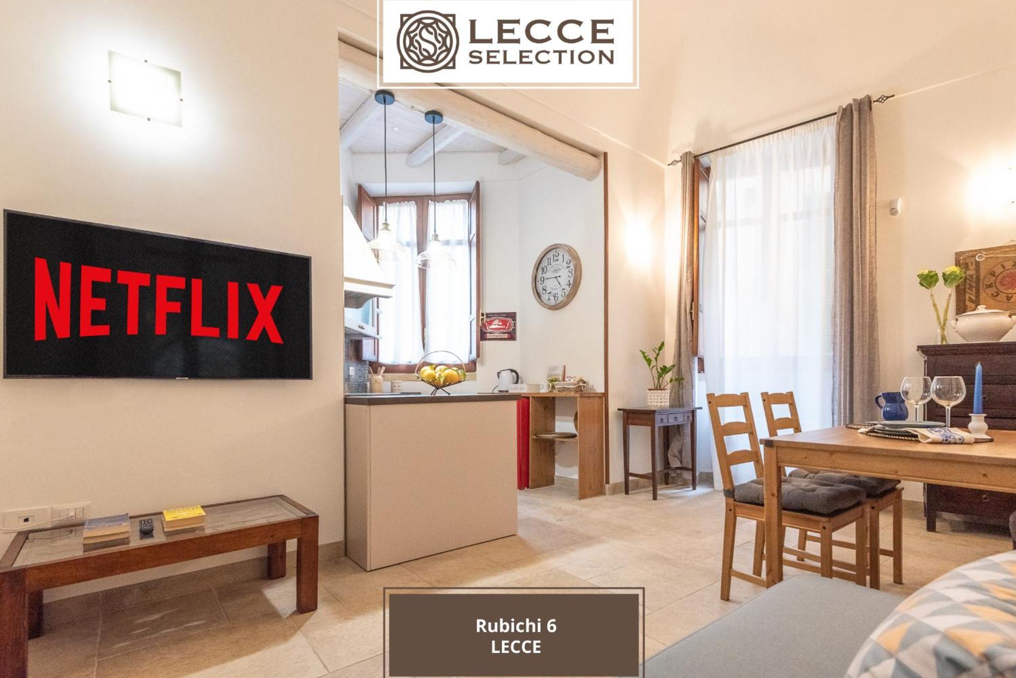 Rubichi 6 - Old Town Apartment Sit เลชเช ภายนอก รูปภาพ